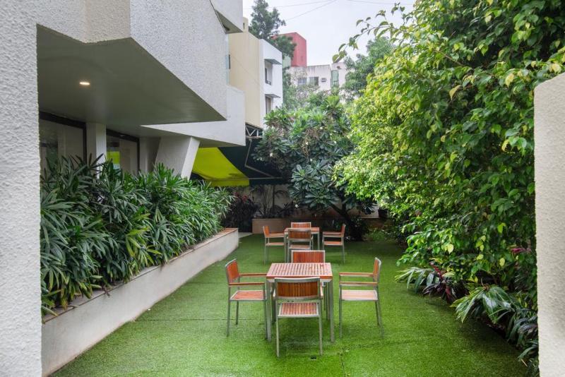 Hotel Mint Montvert Baner Pune Exterior photo