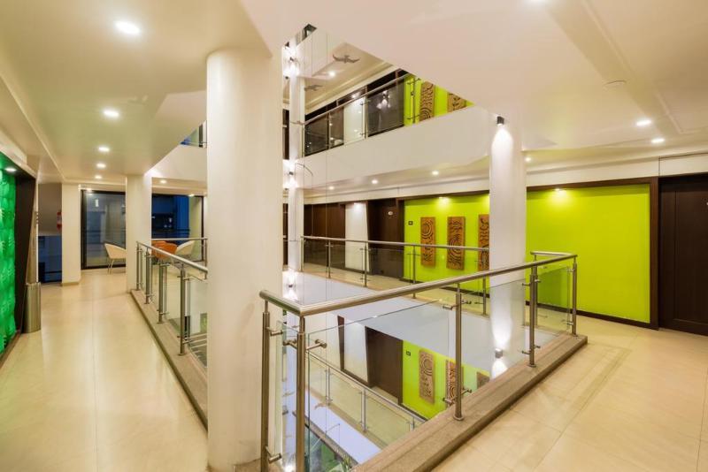 Hotel Mint Montvert Baner Pune Exterior photo