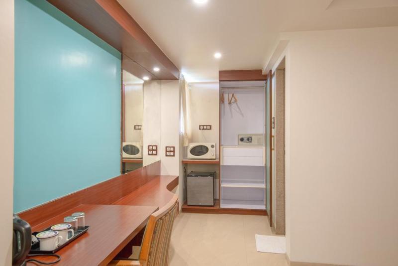 Hotel Mint Montvert Baner Pune Exterior photo