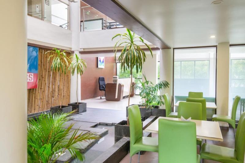 Hotel Mint Montvert Baner Pune Exterior photo